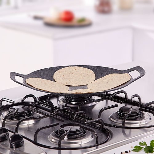 COMAL DE 34 CM DE ALUMINIO FUNDIDO COLOR NEGRO - Imagen 6